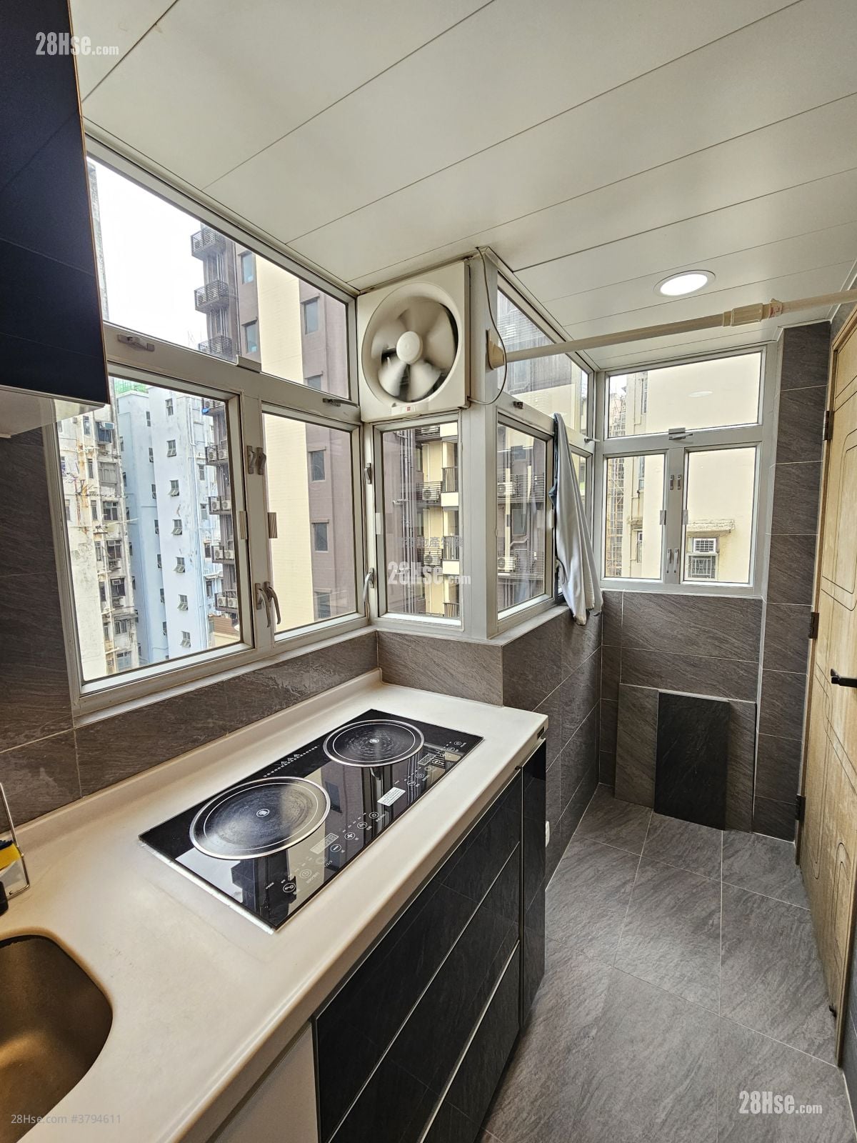 广胜大厦 租盘 2 房 , 1 浴室 375 平方尺