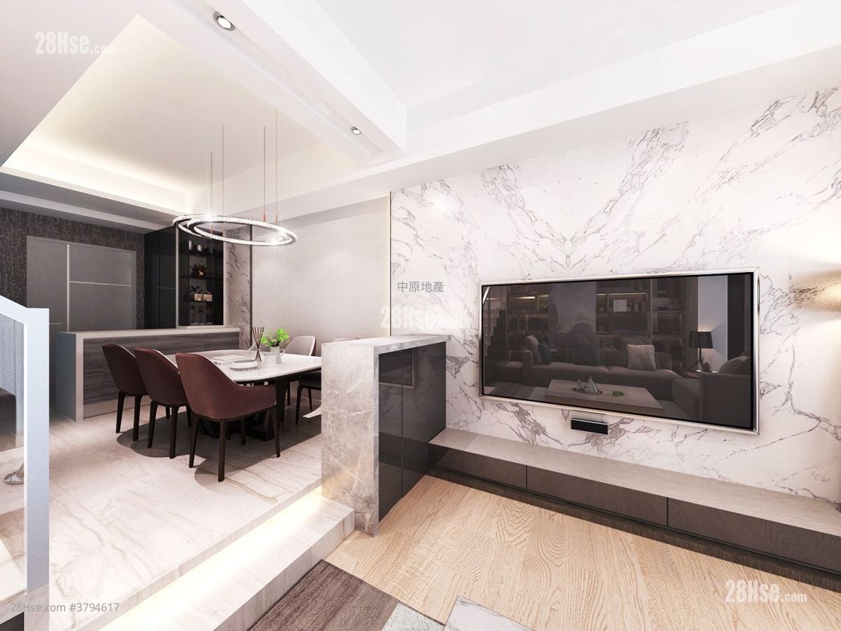 The Beverly Hills Sell 5+ Bedrooms , 3 Bathrooms 1,606 ft²