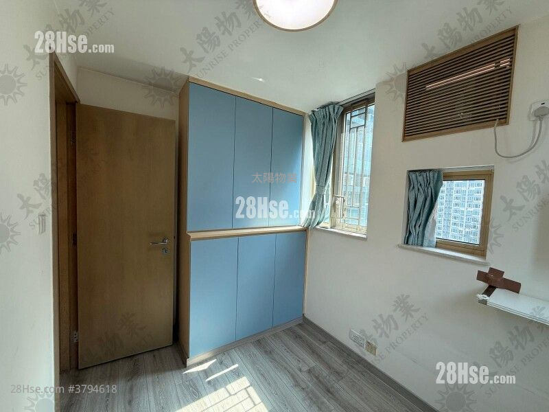 Harbour Place Sell 2 Bedrooms 481 ft²