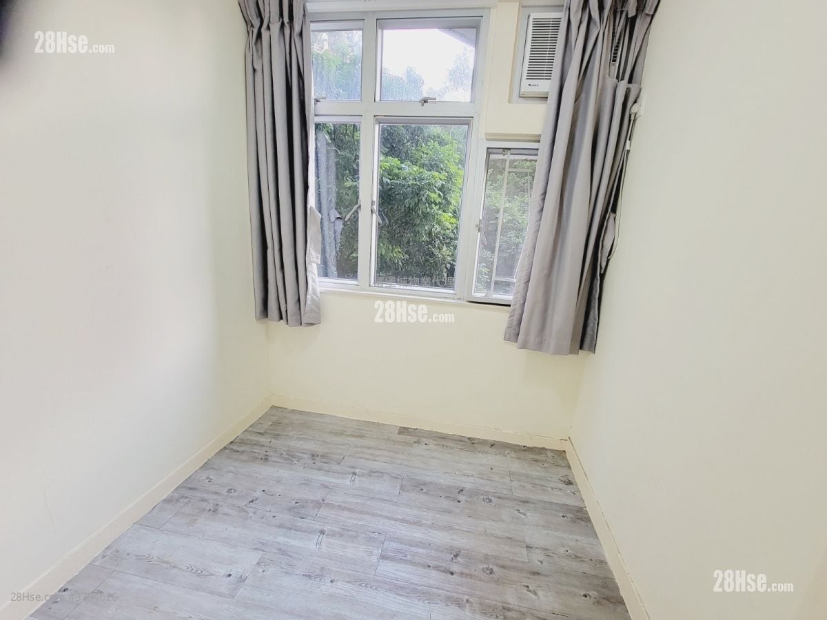 Kwong Yuen Estate Sell 2 Bedrooms , 1 Bathroom 443 ft²