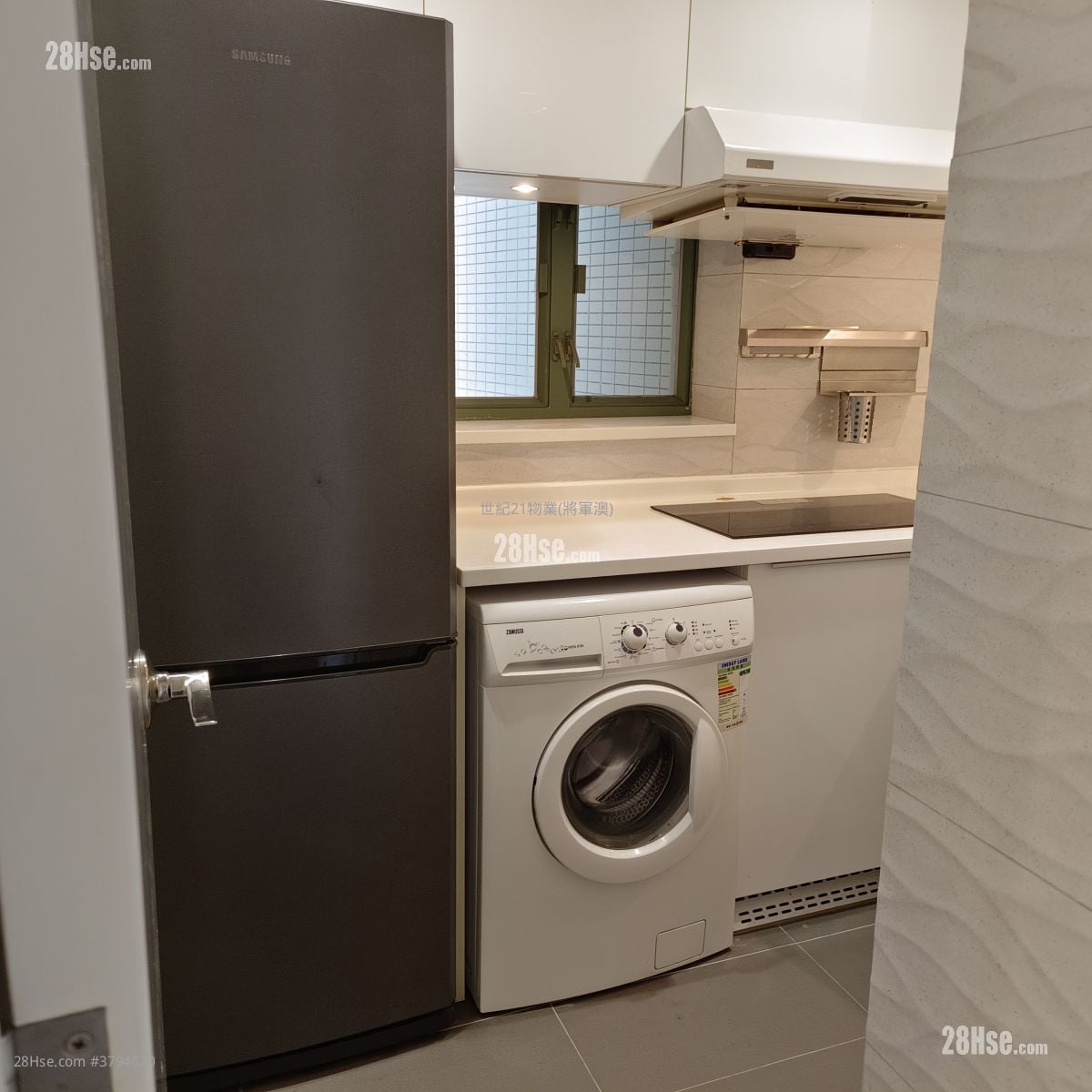 君傲湾 租盘 2 房 , 1 浴室 499 平方尺