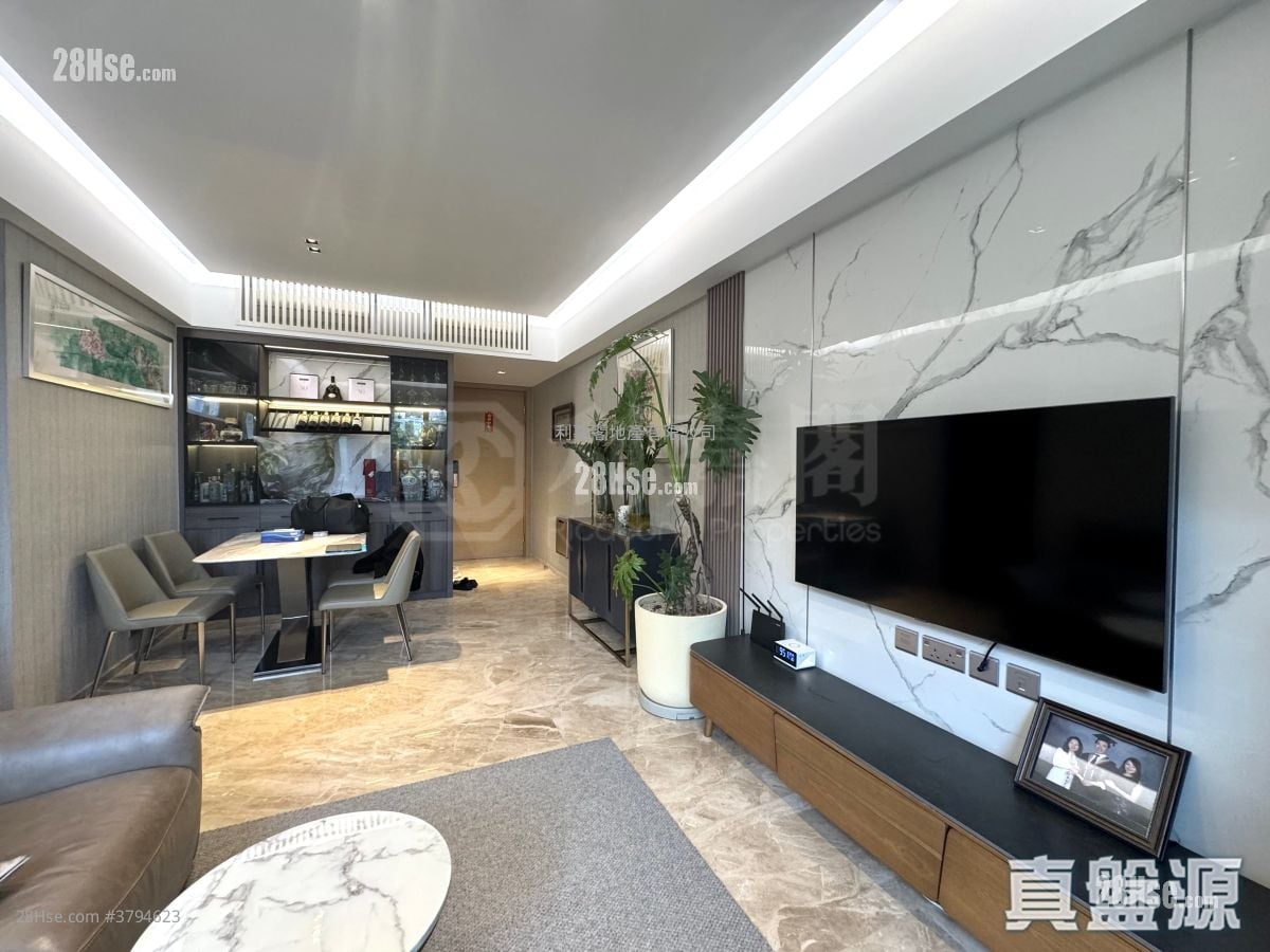 Mantin Heights Rental 943 ft²