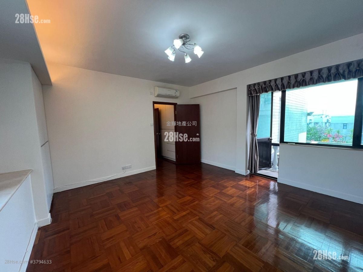 Fiona Garden Rental 4 Bedrooms , 3 Bathrooms 2,699 ft²