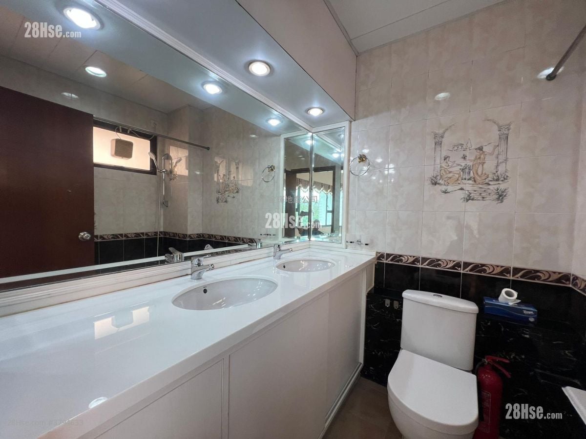 Fiona Garden Rental 4 Bedrooms , 3 Bathrooms 2,699 ft²