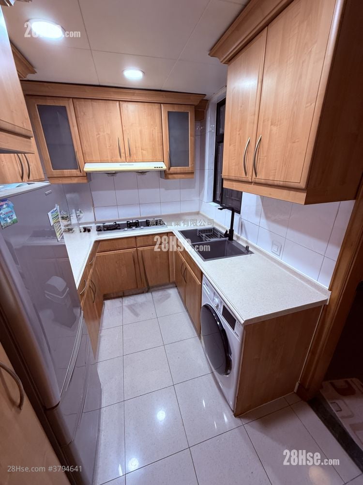 晓峰园 租盘 3 房 , 2 浴室 820 平方尺