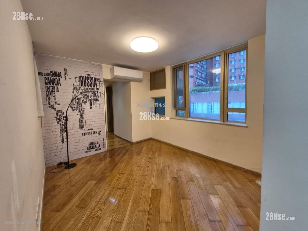 Harbour Place Rental 3 Bedrooms , 2 Bathrooms 589 ft²