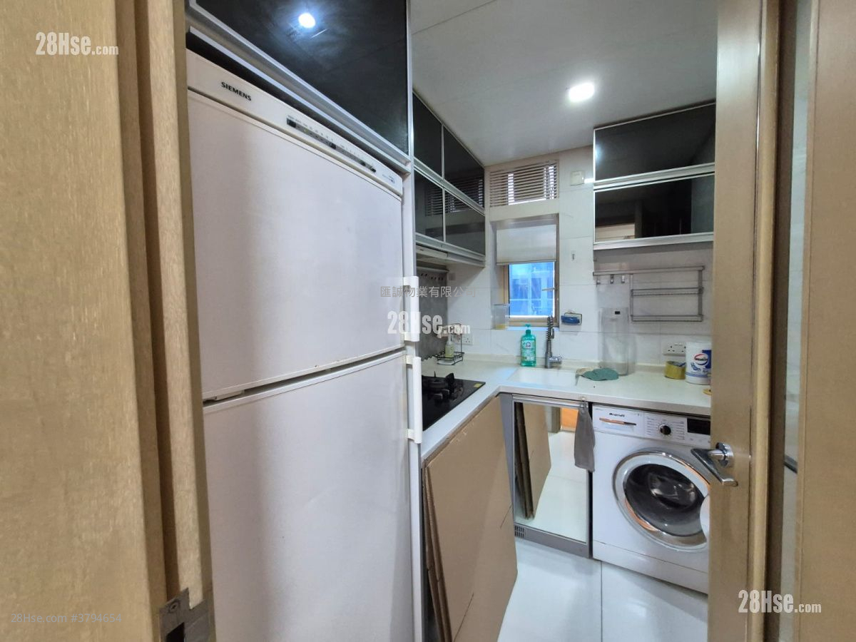 Harbour Place Rental 3 Bedrooms , 2 Bathrooms 589 ft²