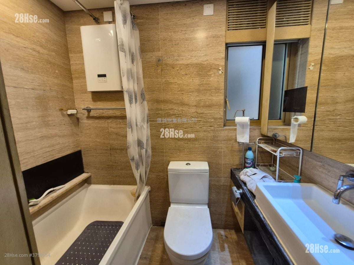 Harbour Place Rental 3 Bedrooms , 2 Bathrooms 589 ft²