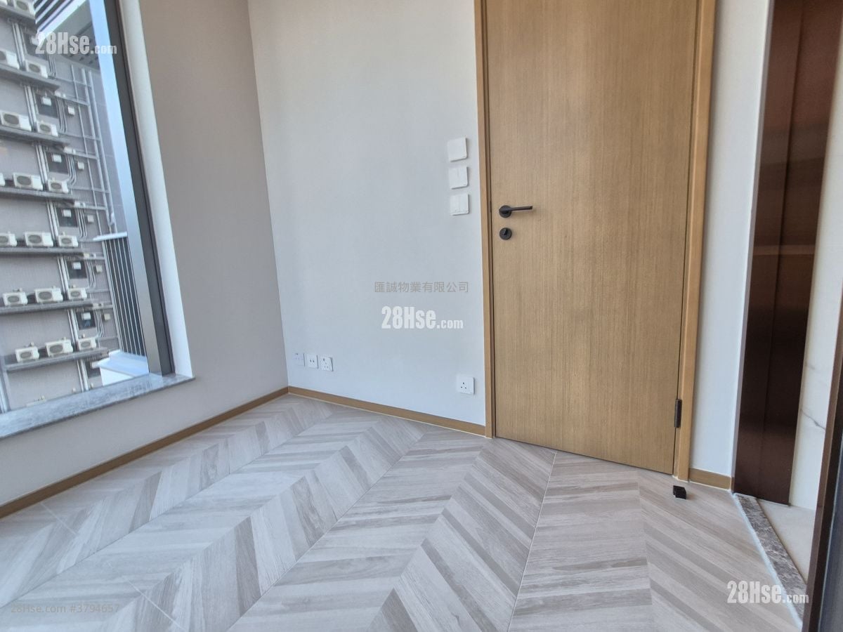 南首 租盘 1 房 , 1 浴室 261 平方尺