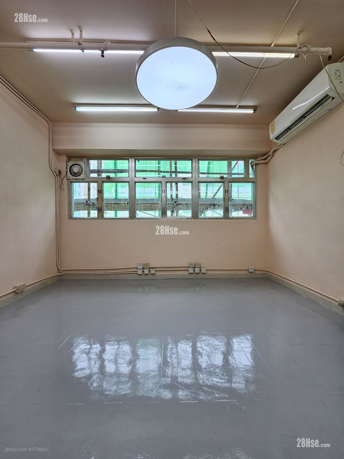 Po Yip Building Rental Studio , 1 Toilet 300 ft²