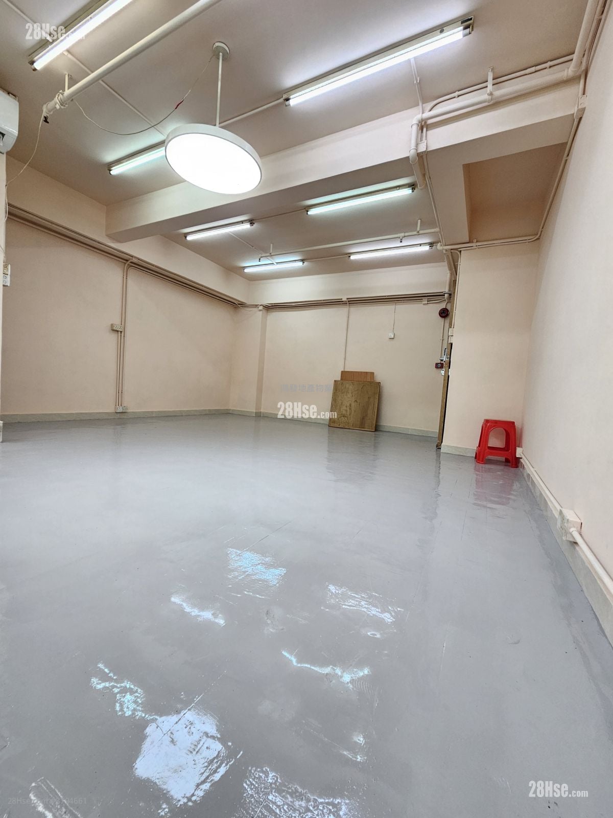 Po Yip Building Rental Studio , 1 Toilet 300 ft²