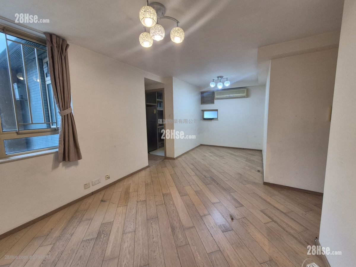 Harbour Place Rental 3 Bedrooms , 2 Bathrooms 593 ft²