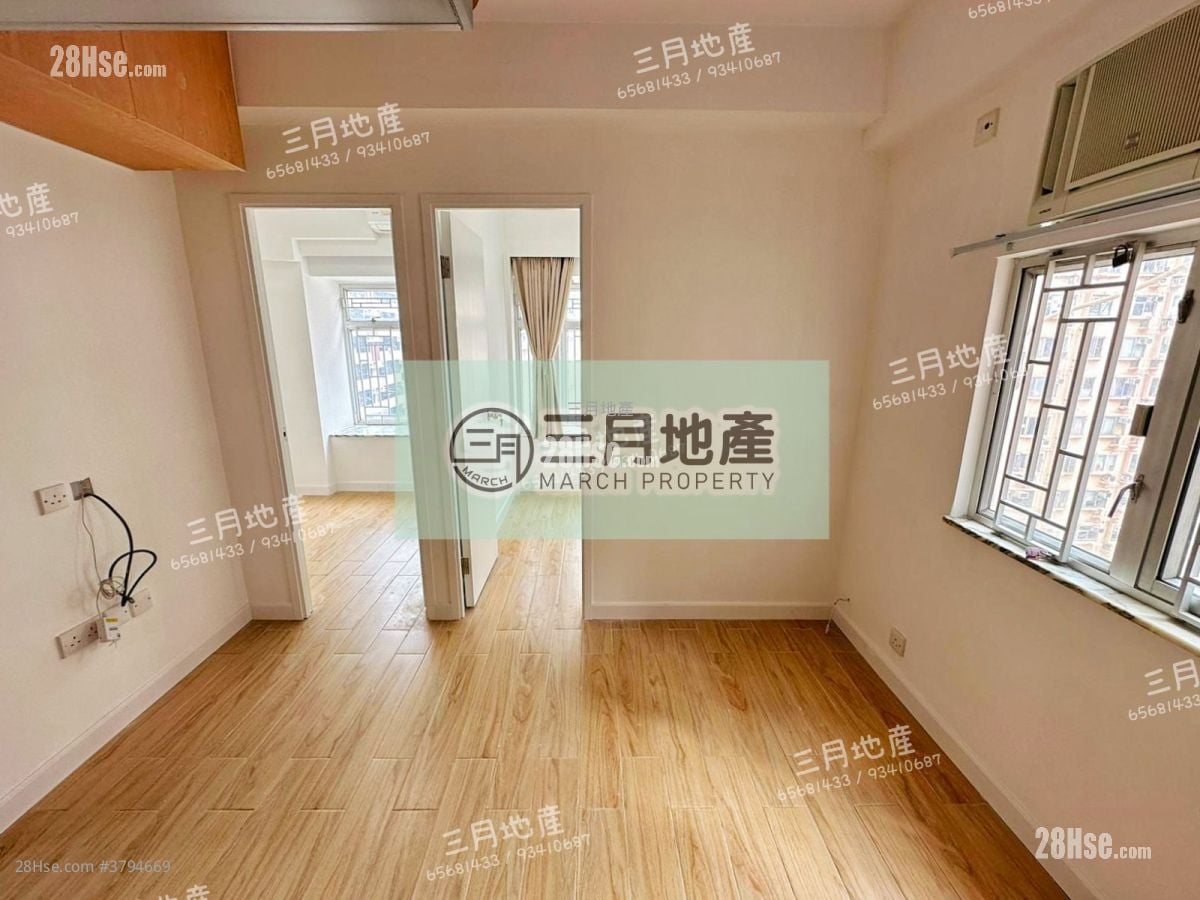 厅: 鸿威大厦 售盘 2 房 , 1 浴室 306 平方尺