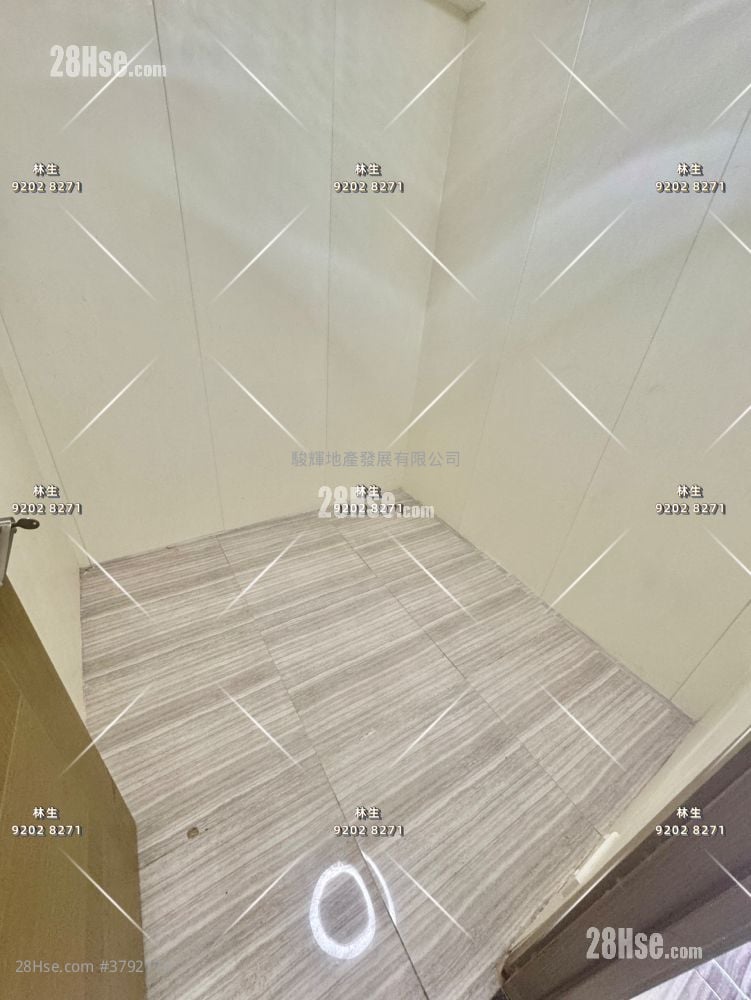 兆丰大厦 售盘 2 房 , 1 浴室 249 平方尺