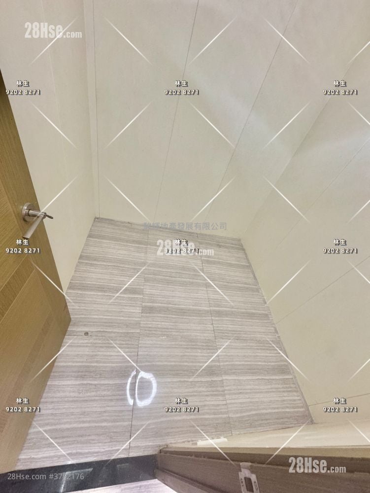 兆丰大厦 售盘 2 房 , 1 浴室 249 平方尺