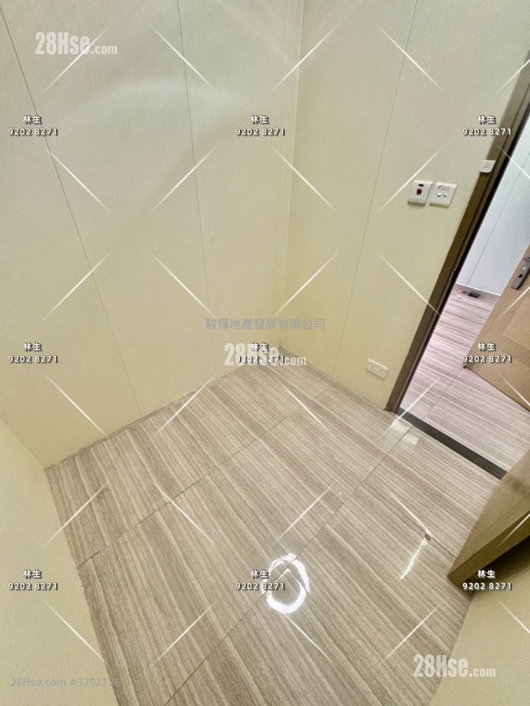 兆丰大厦 售盘 2 房 , 1 浴室 249 平方尺