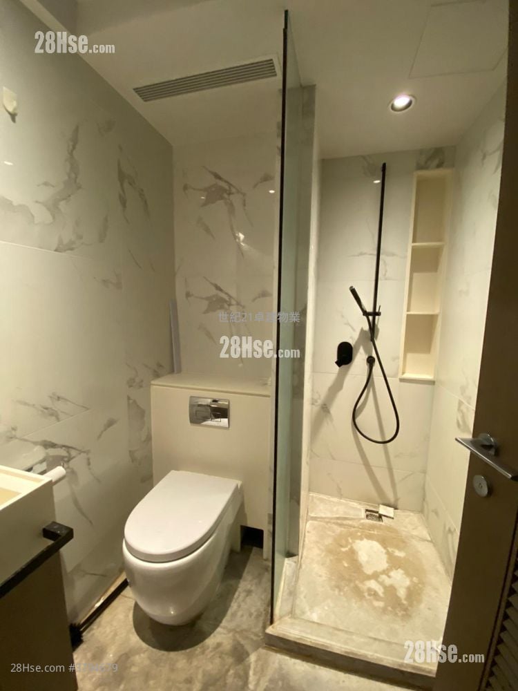 汇萃 售盘 开放式间隔 , 1 浴室 210 平方尺