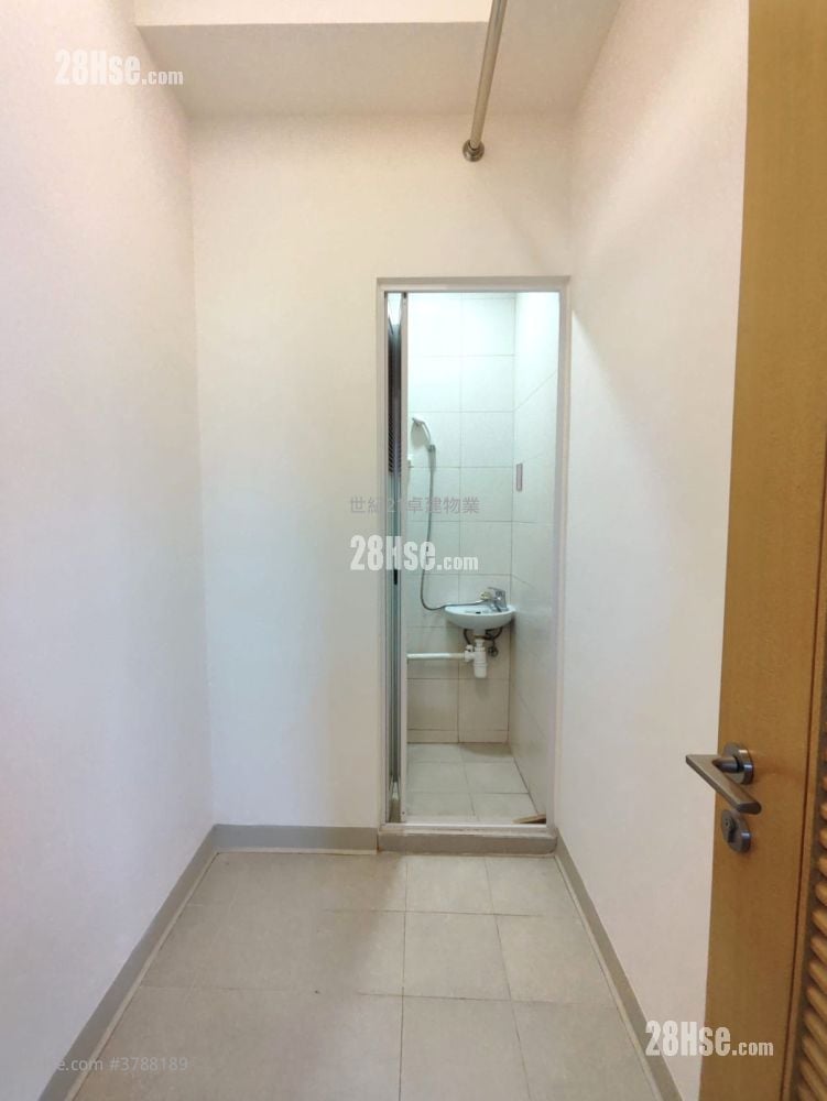 The Austin 租盘 3 房 , 2 浴室 867 平方尺