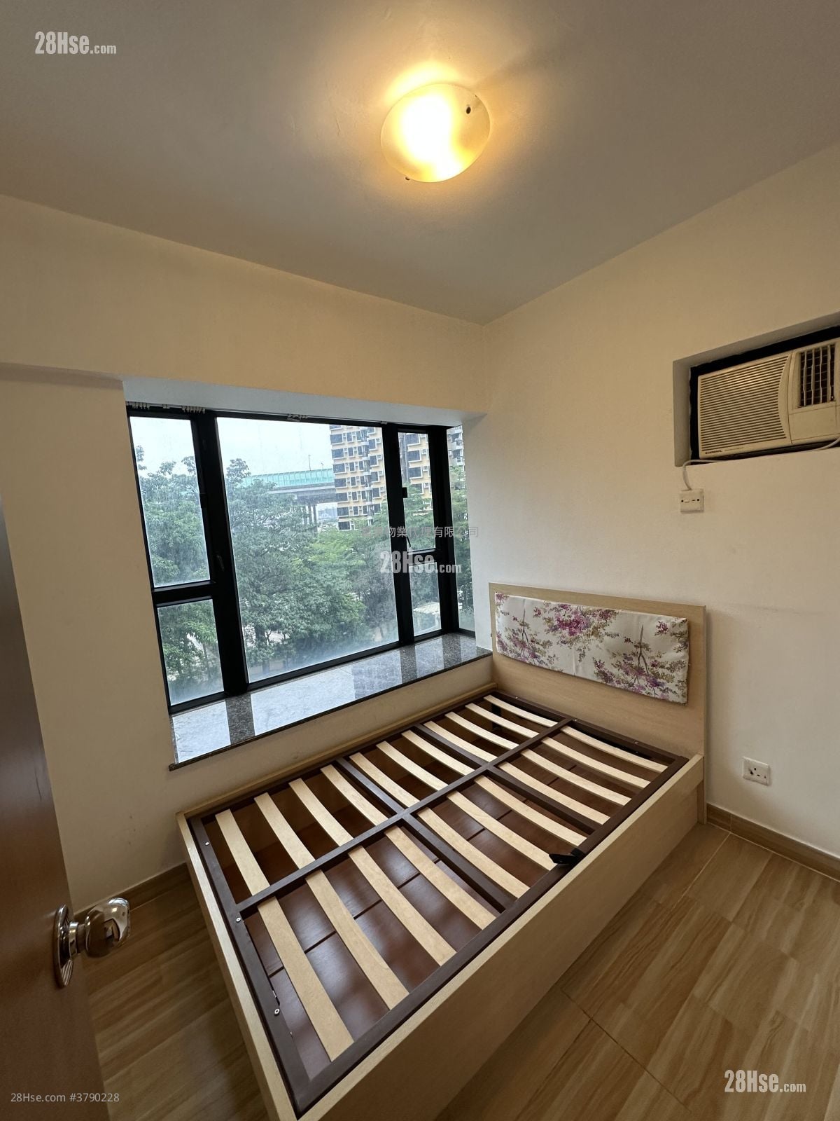 豫丰花园 租盘 2 房 , 1 浴室 397 平方尺