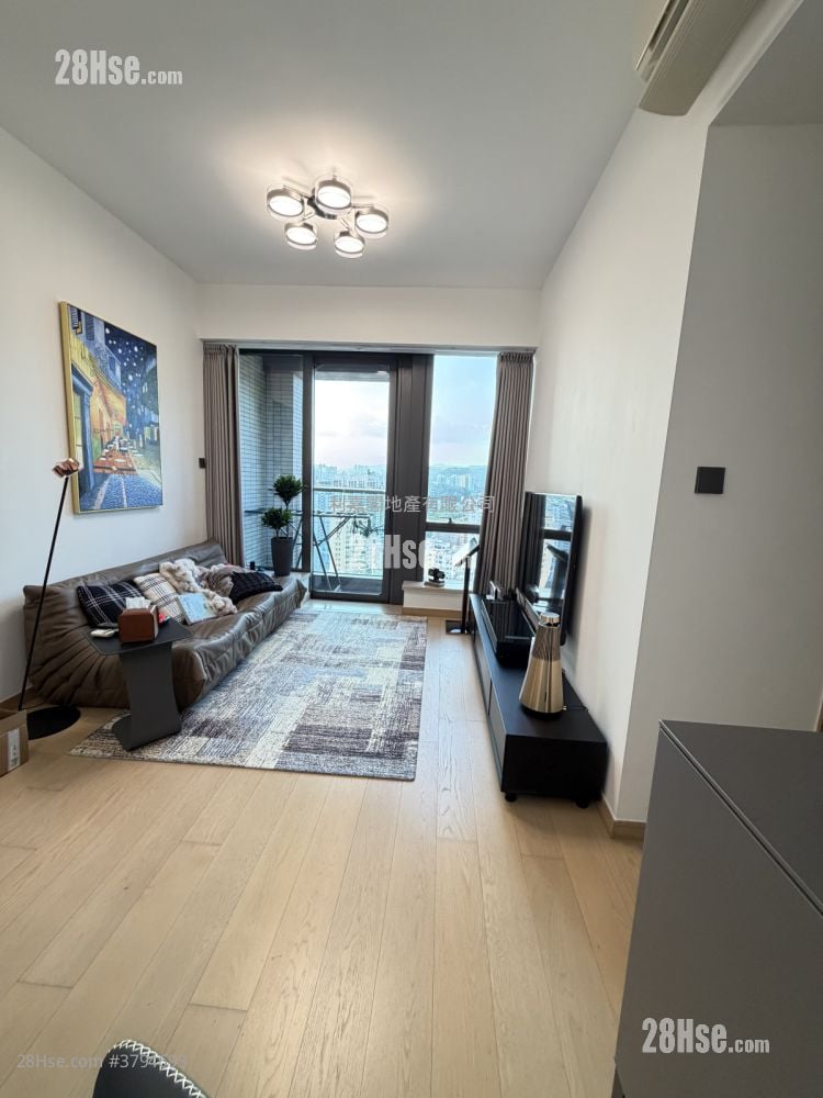 Mantin Heights Sell 3 Bedrooms , 1 Bathroom 679 ft²