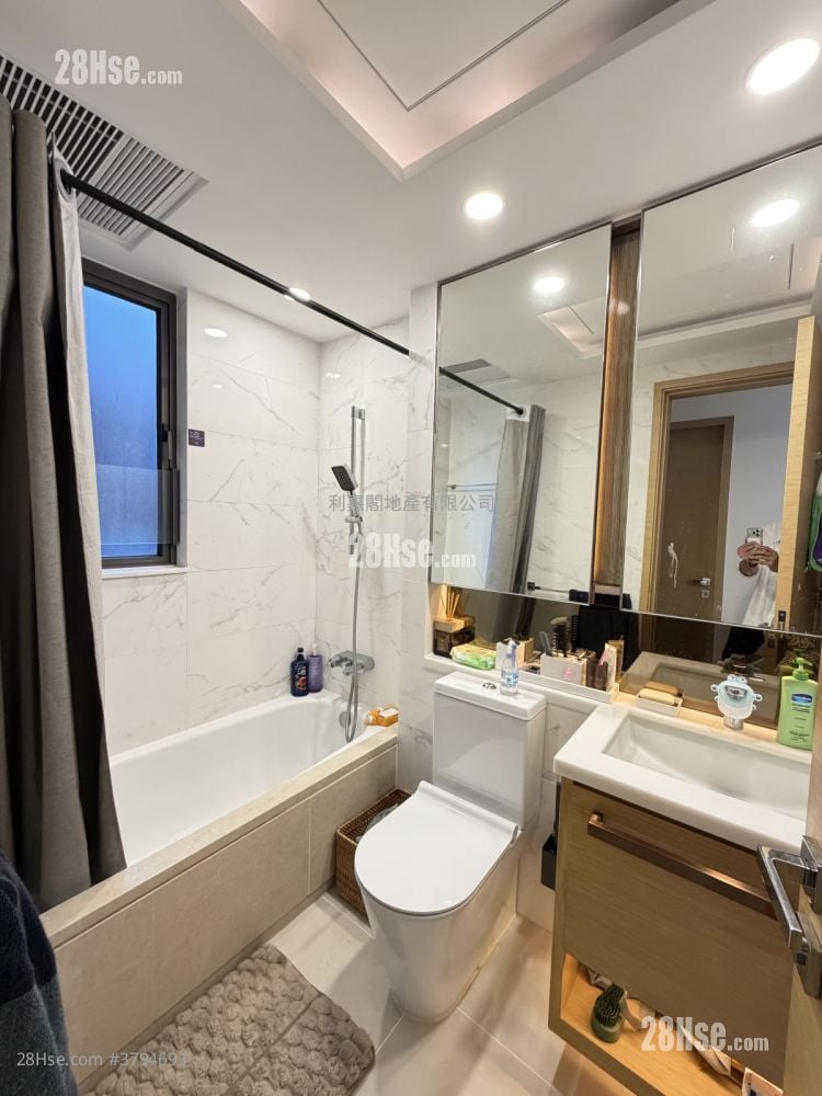 Mantin Heights Sell 3 Bedrooms , 1 Bathroom 679 ft²