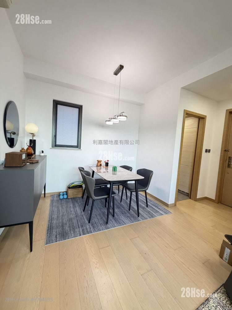 Mantin Heights Sell 3 Bedrooms , 1 Bathroom 679 ft²