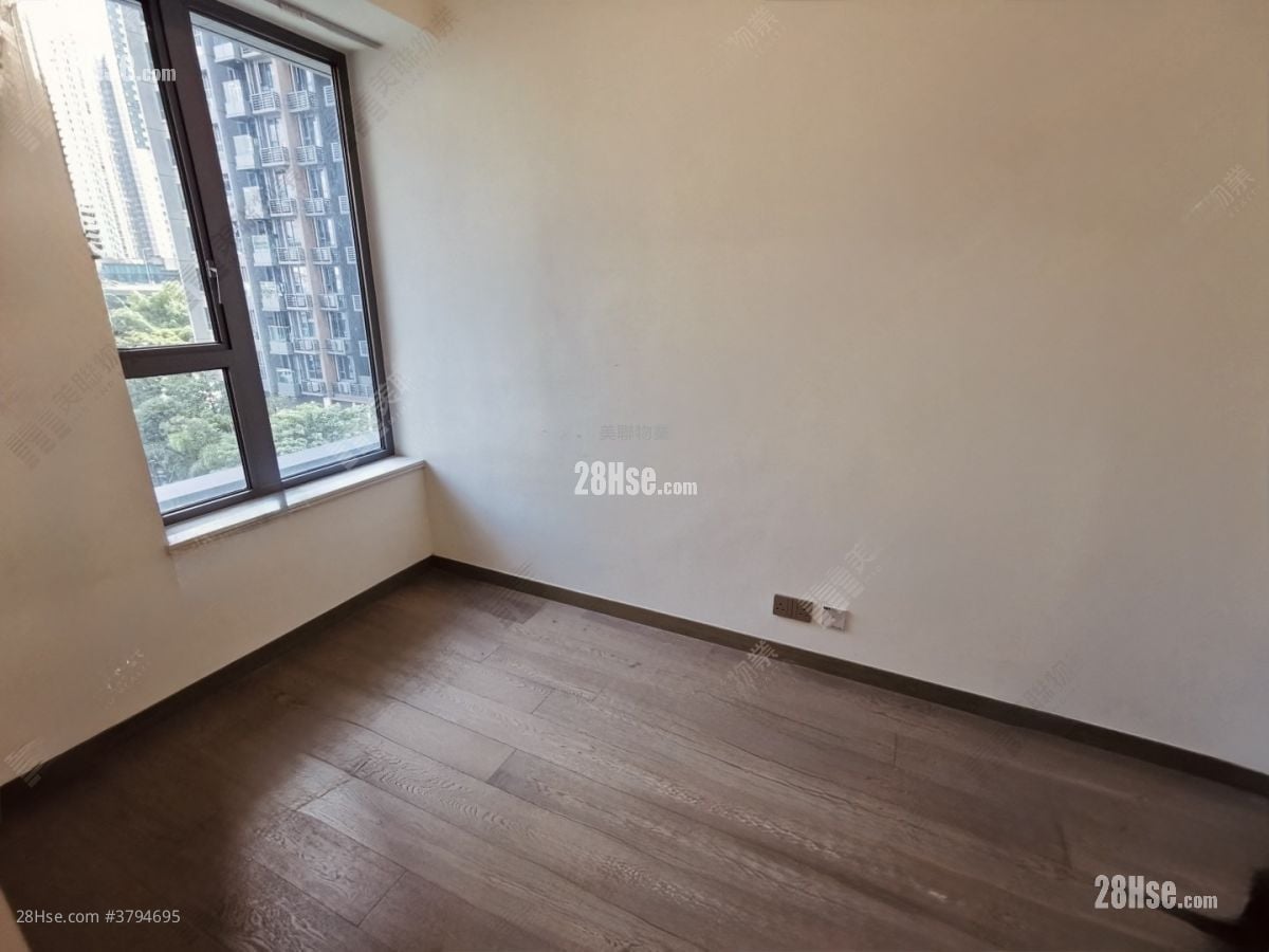 映日湾 售盘 2 房 443 平方尺