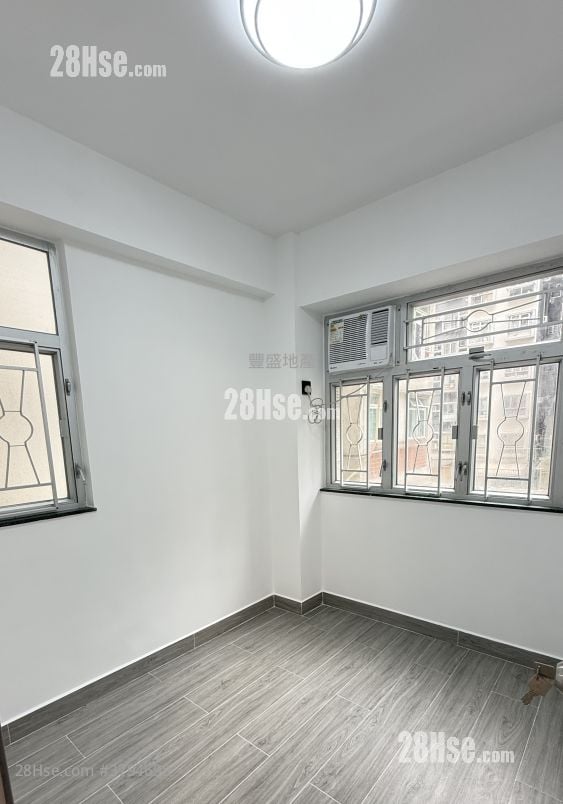 富多来新村 售盘 2 房 , 1 浴室 285 平方尺