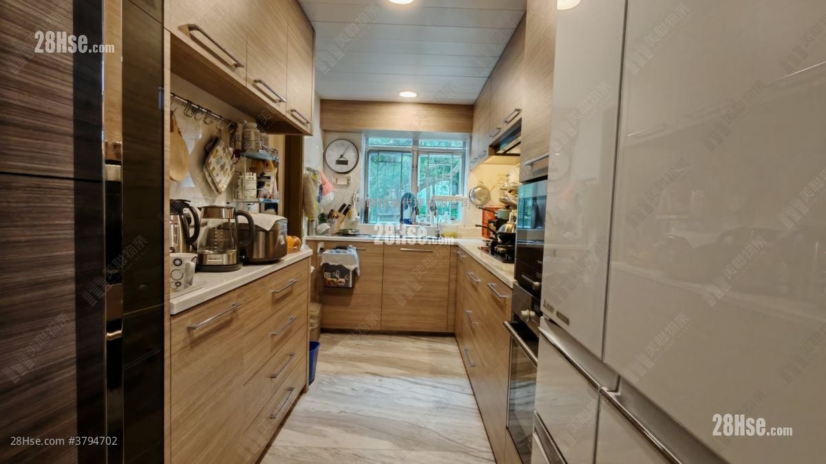 又一村花园 售盘 3 房 , 2 浴室 1,511 平方尺