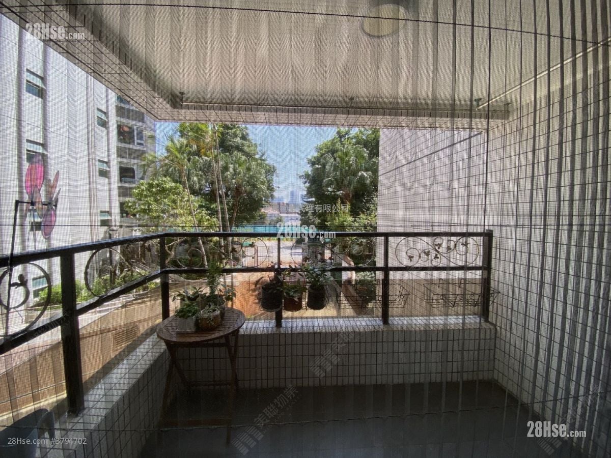 又一村花园 售盘 3 房 , 2 浴室 1,511 平方尺