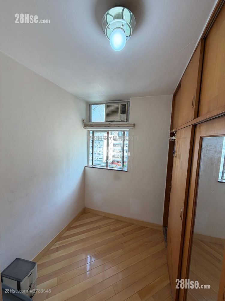 Yuet Wu Villa Sell 2 Bedrooms , 1 Bathroom 484 ft²