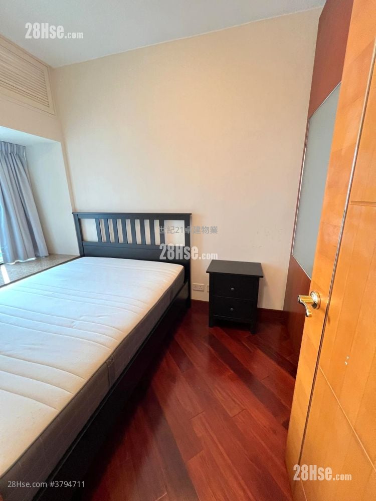 The Arch Rental 1 Bedroom , 1 Bathroom 420 ft²