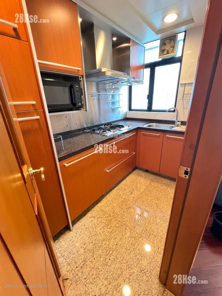 The Arch Rental 1 Bedroom , 1 Bathroom 420 ft²