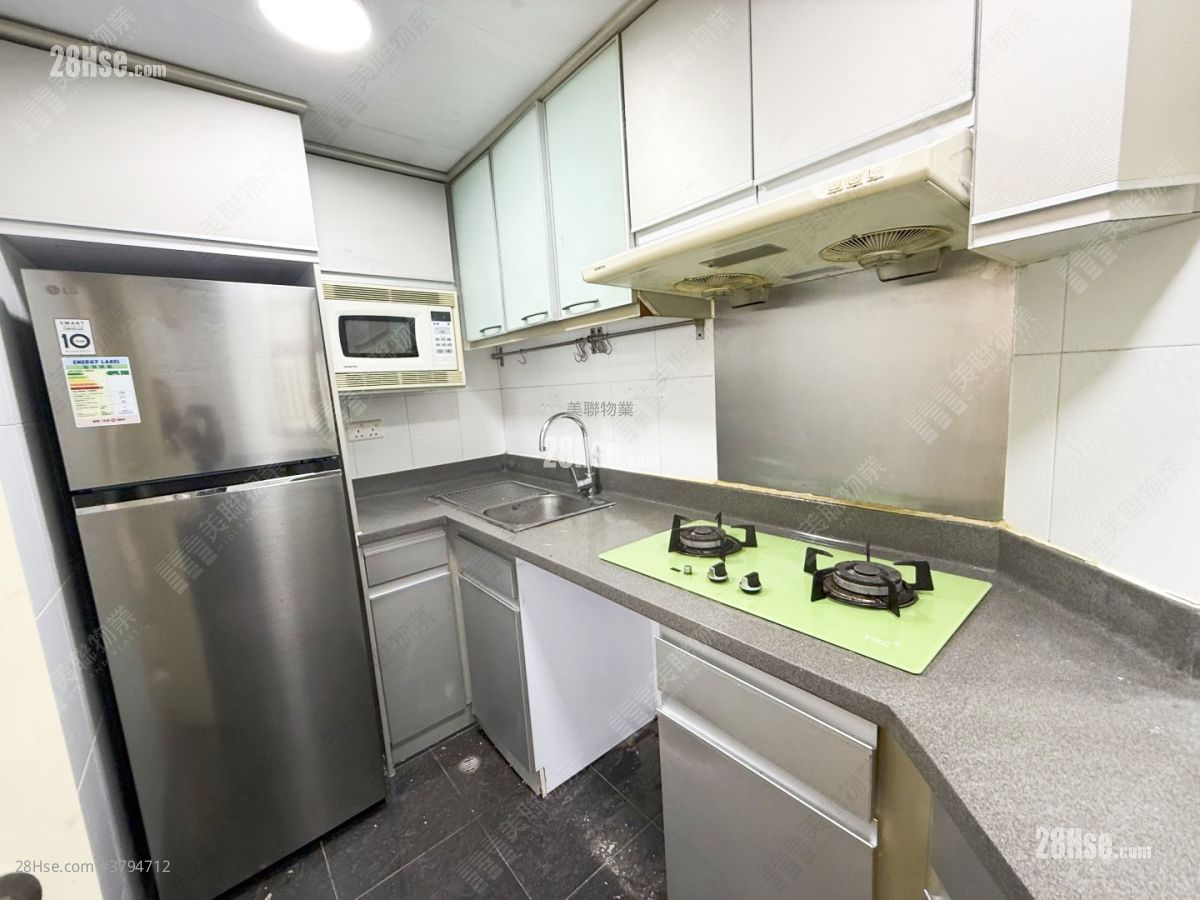 Tseung Kwan O Plaza Sell 2 Bedrooms 459 ft²