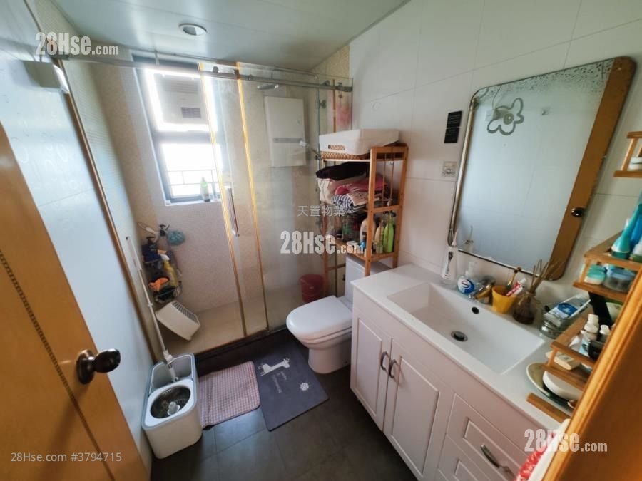 Recours La Serre Sell 3 Bedrooms , 2 Bathrooms 854 ft²