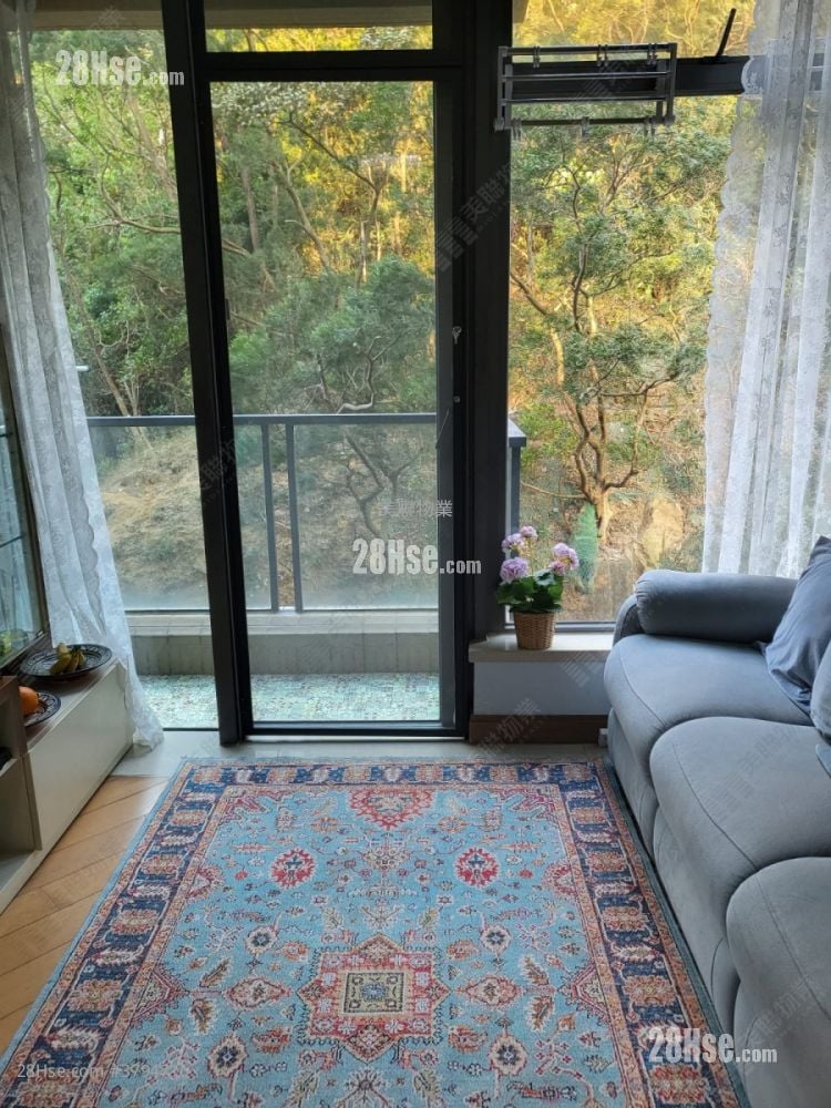 Aria Sell 3 Bedrooms , 2 Bathrooms 802 ft²