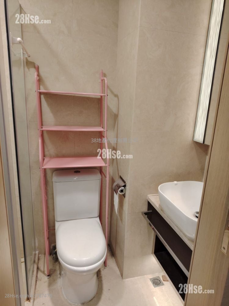 The Ascent Rental Studio , 1 Bathroom 276 ft²