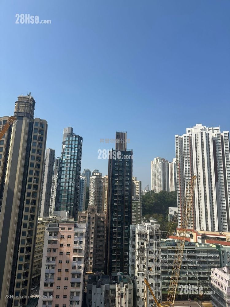 Upper East Rental Studio , 1 Bathroom 216 ft²