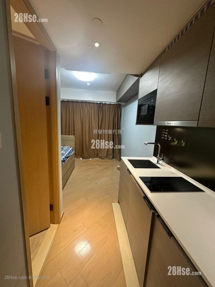 Upper East Rental Studio , 1 Bathroom 216 ft²