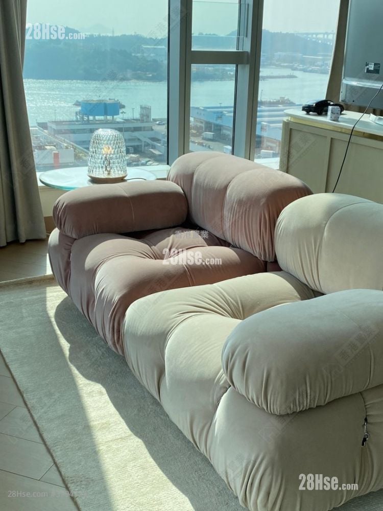 Cullinan West Rental 4 Bedrooms , 2 Bathrooms 1,896 ft²