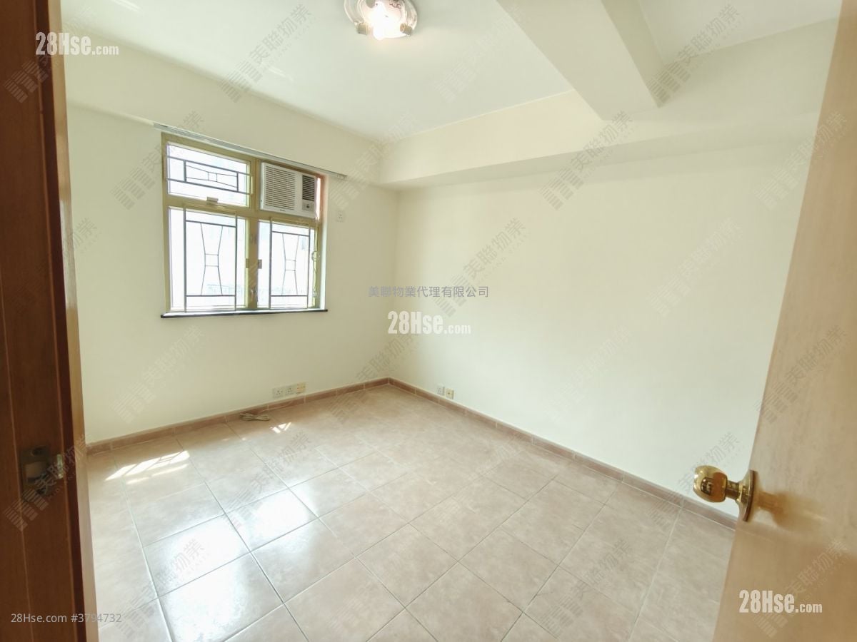 Inverness Villa Sell 3 Bedrooms , 1 Bathroom 651 ft²