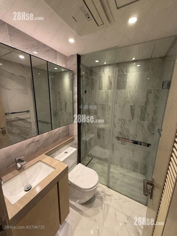 Mount Regency Sell 2 Bedrooms , 1 Bathroom 414 ft²