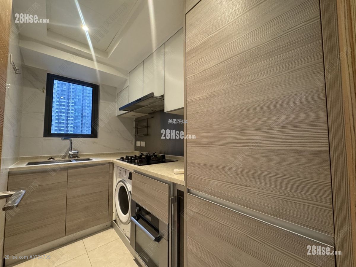 天寰 租盘 3 房 , 2 浴室 640 平方尺