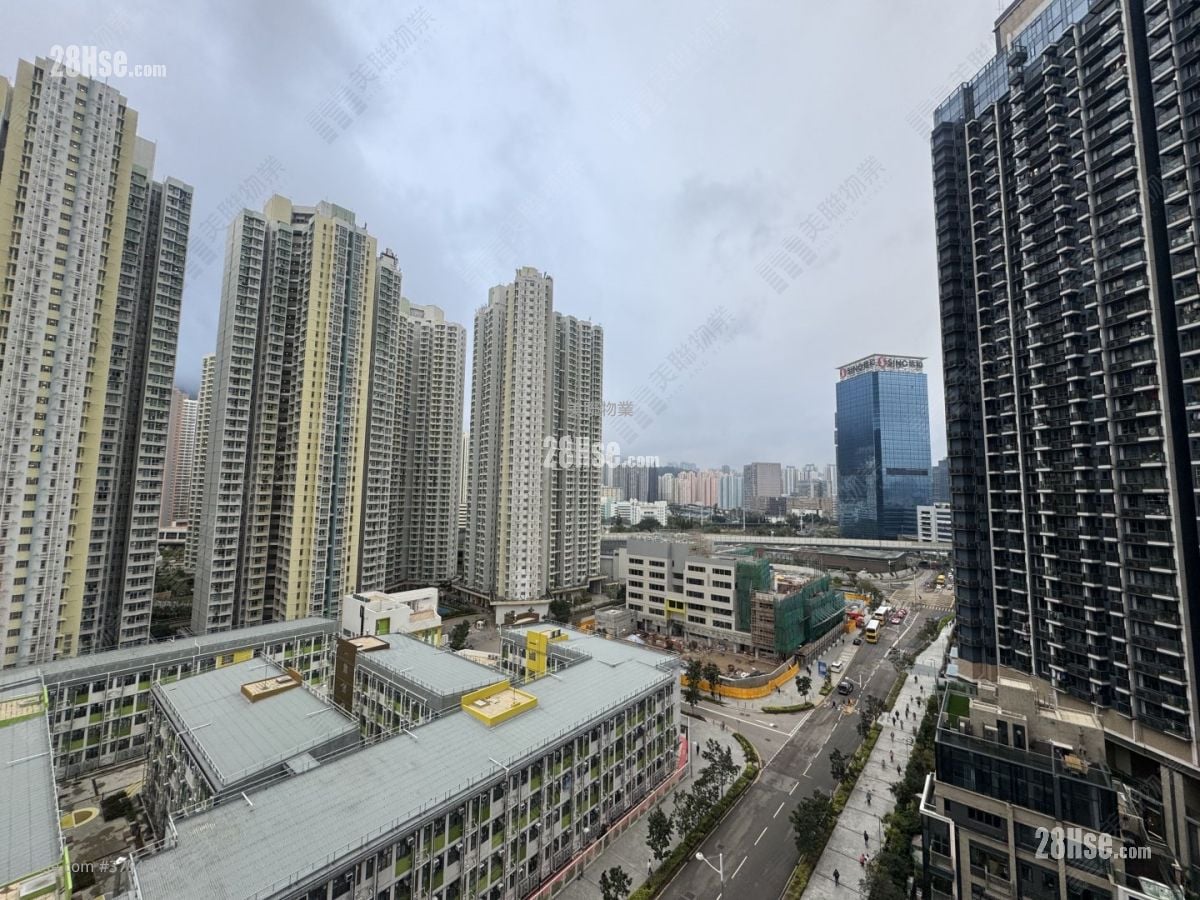 天寰 租盘 3 房 , 2 浴室 640 平方尺