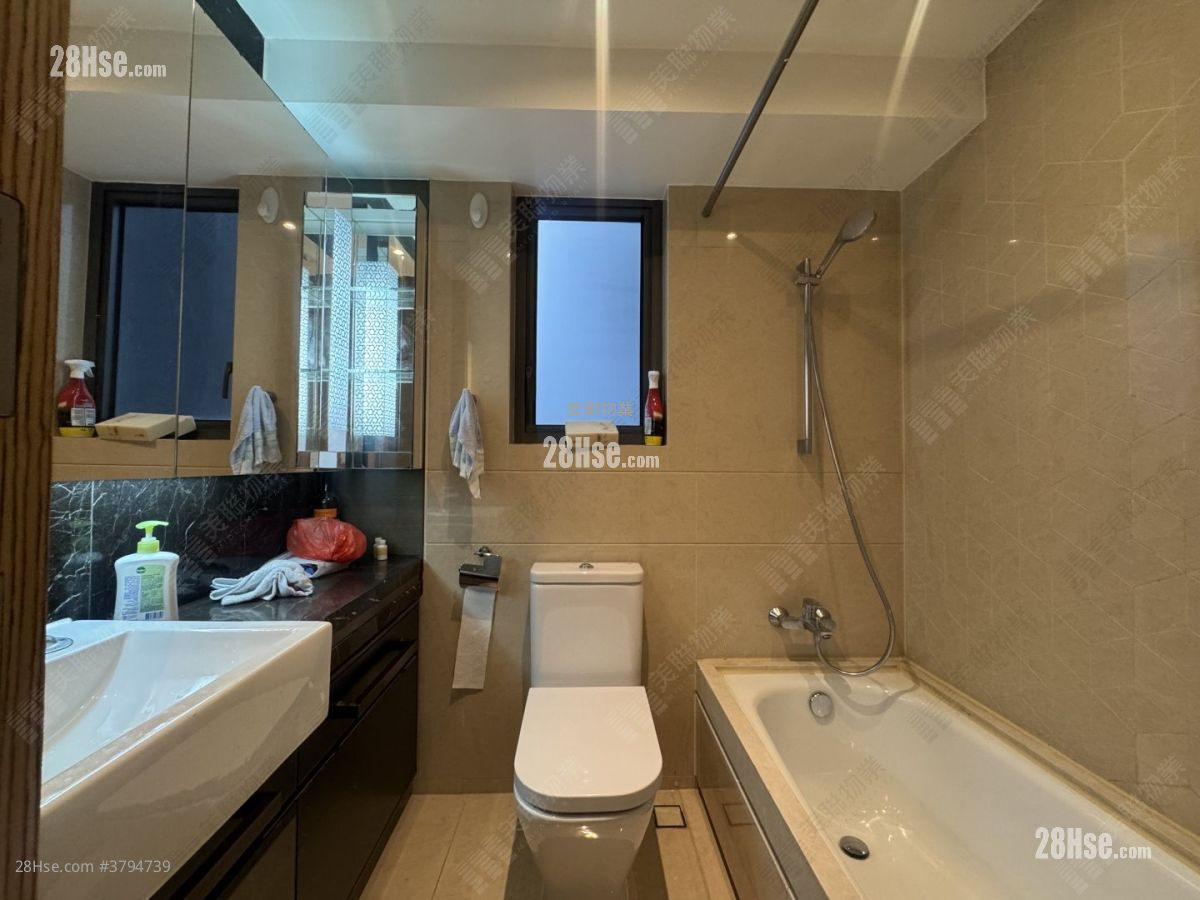 天寰 租盘 3 房 , 2 浴室 640 平方尺