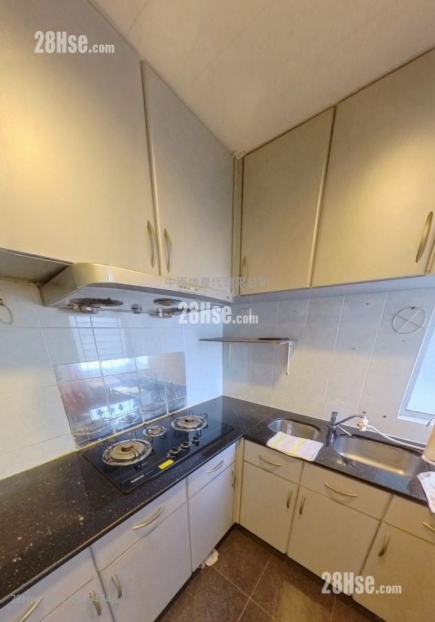 嘉湖山庄 售盘 2 房 , 1 浴室 448 平方尺