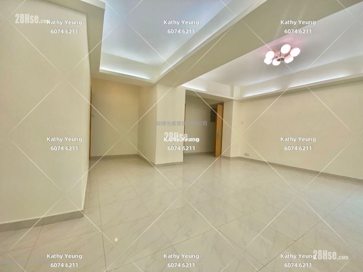 1 Tak Hing Street Rental 3 Bedrooms , 2 Bathrooms 1,115 ft²