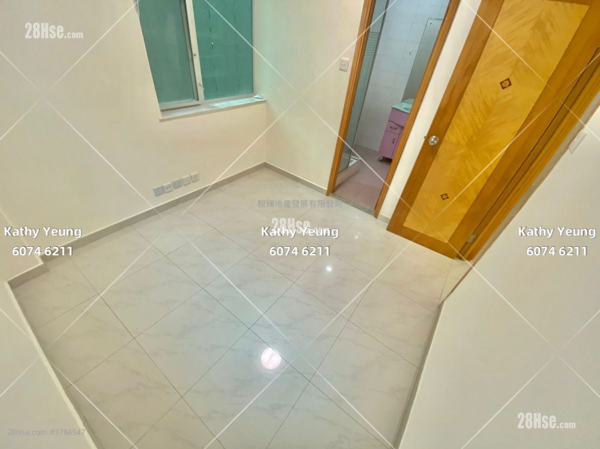 1 Tak Hing Street Rental 3 Bedrooms , 2 Bathrooms 1,115 ft²