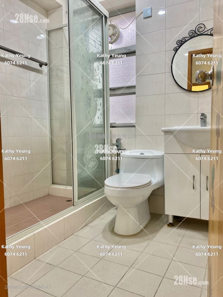 1 Tak Hing Street Rental 3 Bedrooms , 2 Bathrooms 1,115 ft²