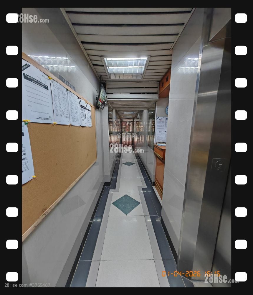 Hillwood Mansion Sell 2 Bedrooms , 1 Bathroom 420 ft²